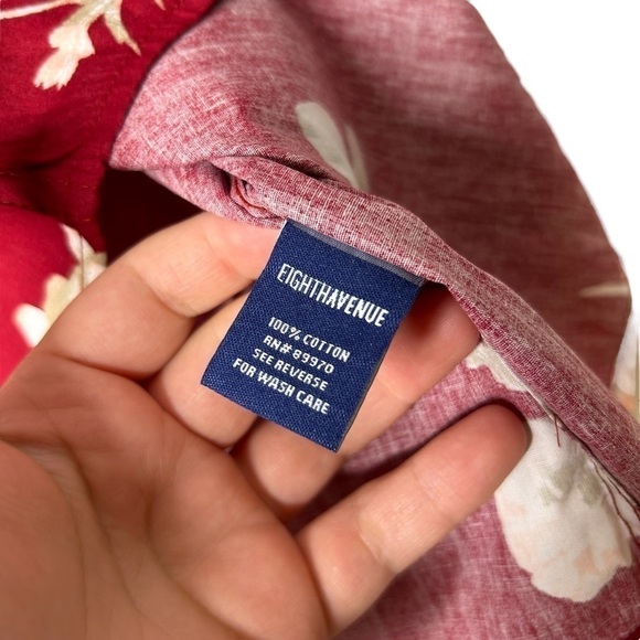 2/$30 Eighth Avenue 100% Cotton Lightweight Red Floral Button Shirt Down Unisex - Picture 16 of 16